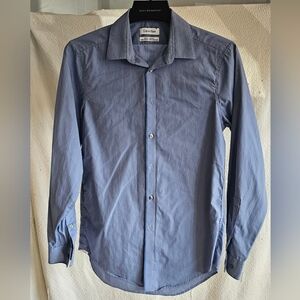 Calvin Klein Slim Fit Non Iron Blue Button Down, Size 14 1/2 X 32/33